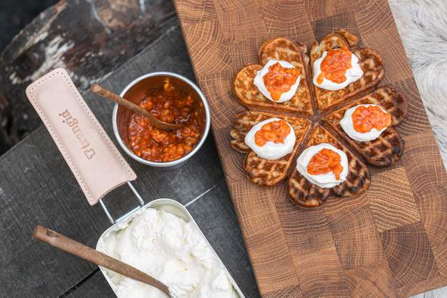 Våfflor över öppen eld