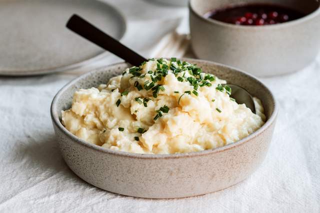 Potatismos med vitlök