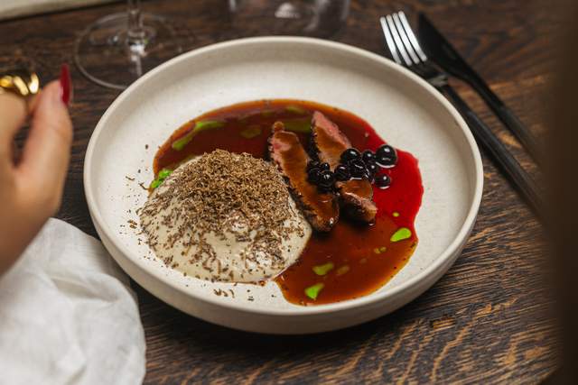 Vildand med aronia- & lavendelsky