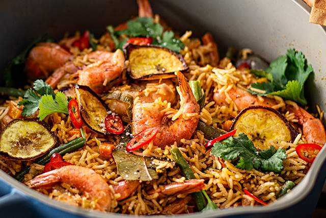 Västafrikansk jollof rice med scampi